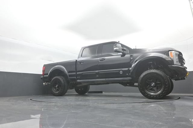 Certified 2019 Ford F250 Lariat w/ Lariat Ultimate Package AWD/4WD image 18