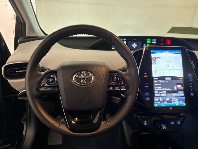 Used 2022 Toyota Prius L image 10