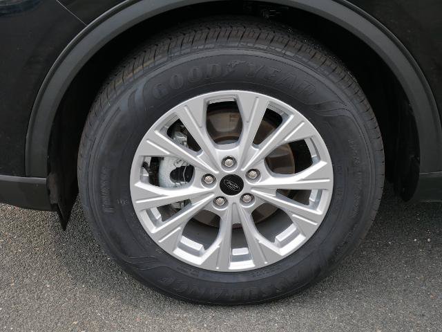 Certified 2023 Ford Escape Active w/ Tech Pack #1 AWD/4WD image 3