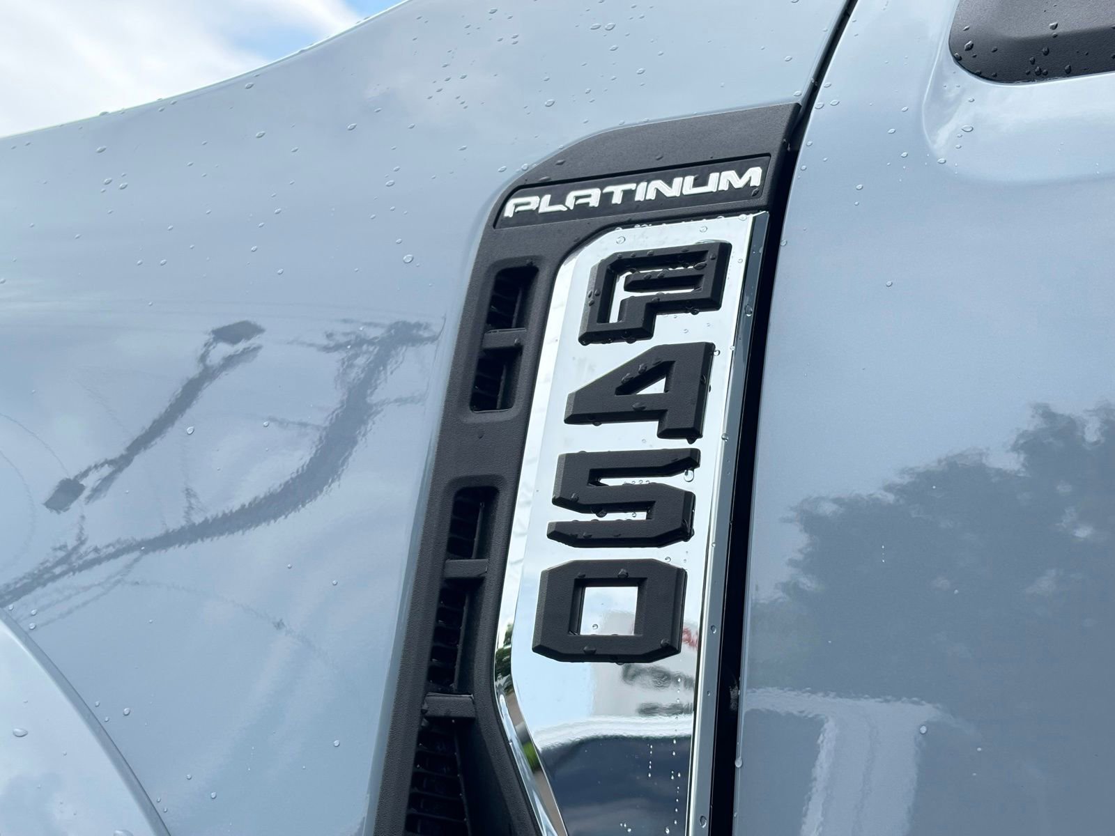 Certified 2024 Ford F450 Platinum AWD/4WD image 12