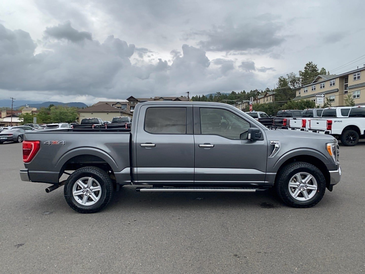 Certified 2022 Ford F150 XLT w/ Equipment Group 302A High AWD/4WD image 4