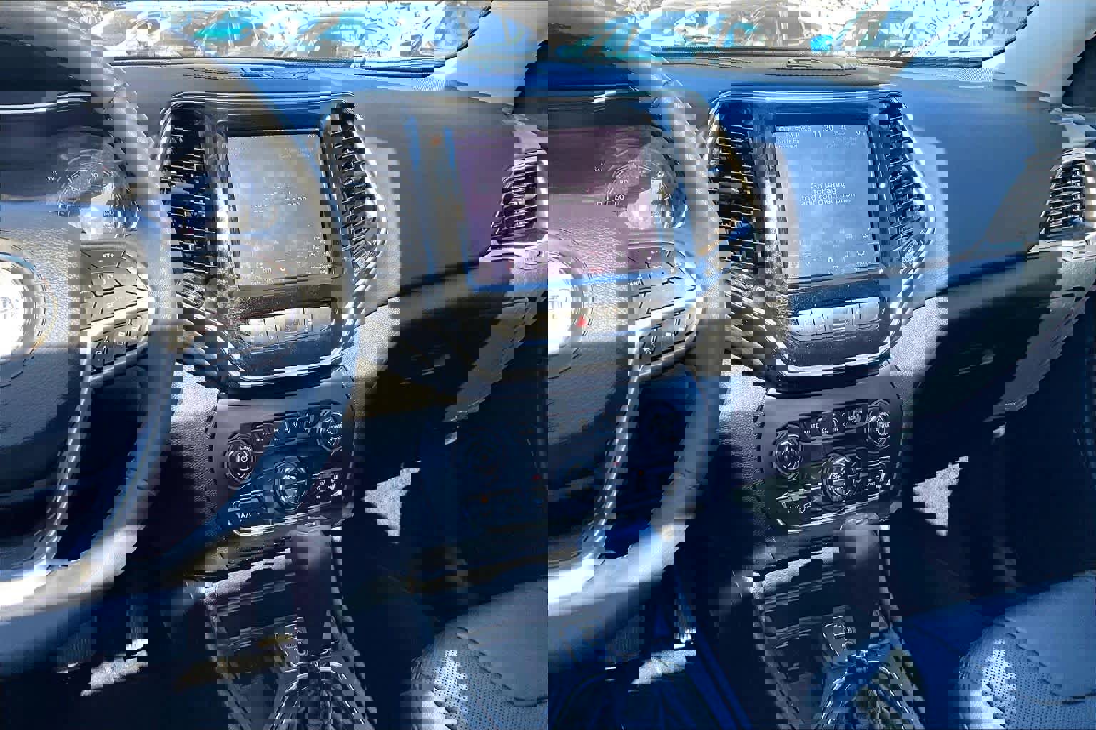 Used 2021 Jeep Cherokee Limited w/ Elite Package image 9