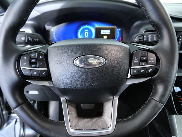 Certified 2023 Ford Explorer Platinum w/ Technology Package AWD/4WD image 27