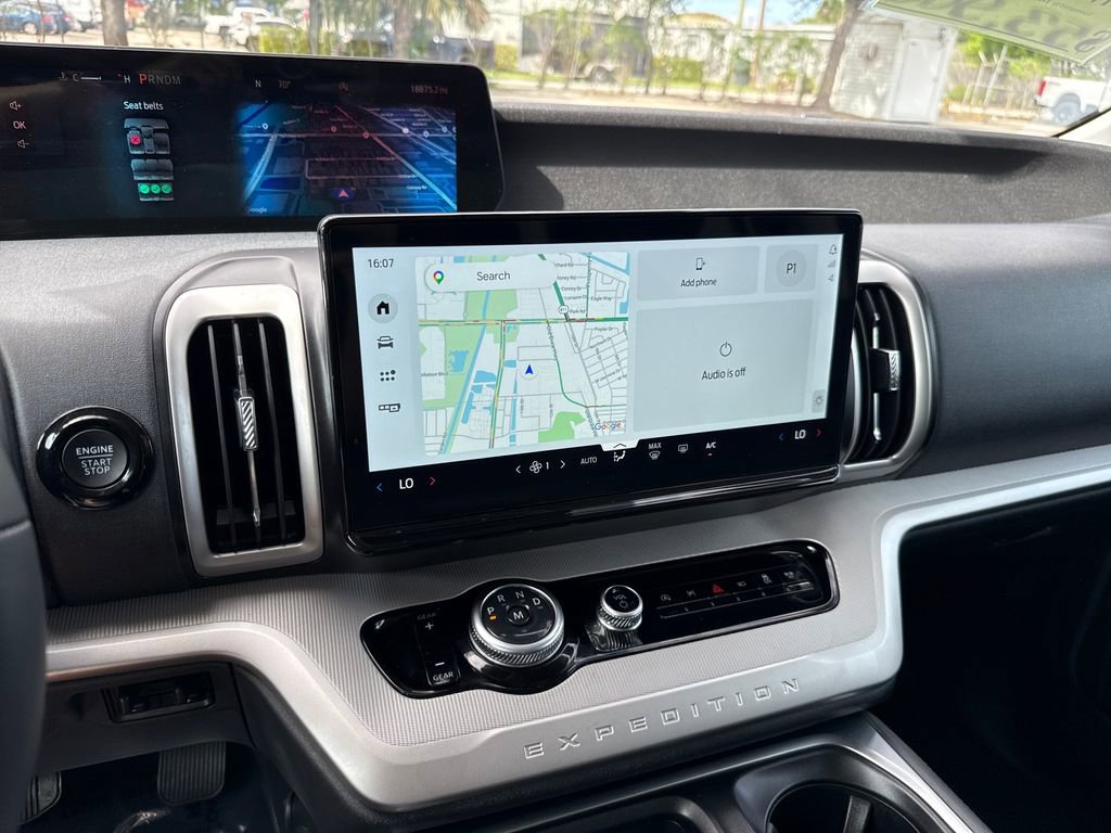 Certified 2025 Ford Expedition Active RWD image 18