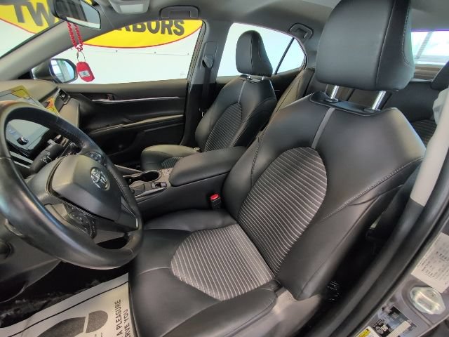 Used 2024 Toyota Camry SE AWD/4WD image 11