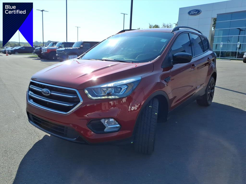 Certified 2018 Ford Escape SE w/ SE Sport Appearance Package