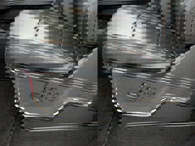 Certified 2023 Ford F250 Lariat w/ Black Appearance Package image 16