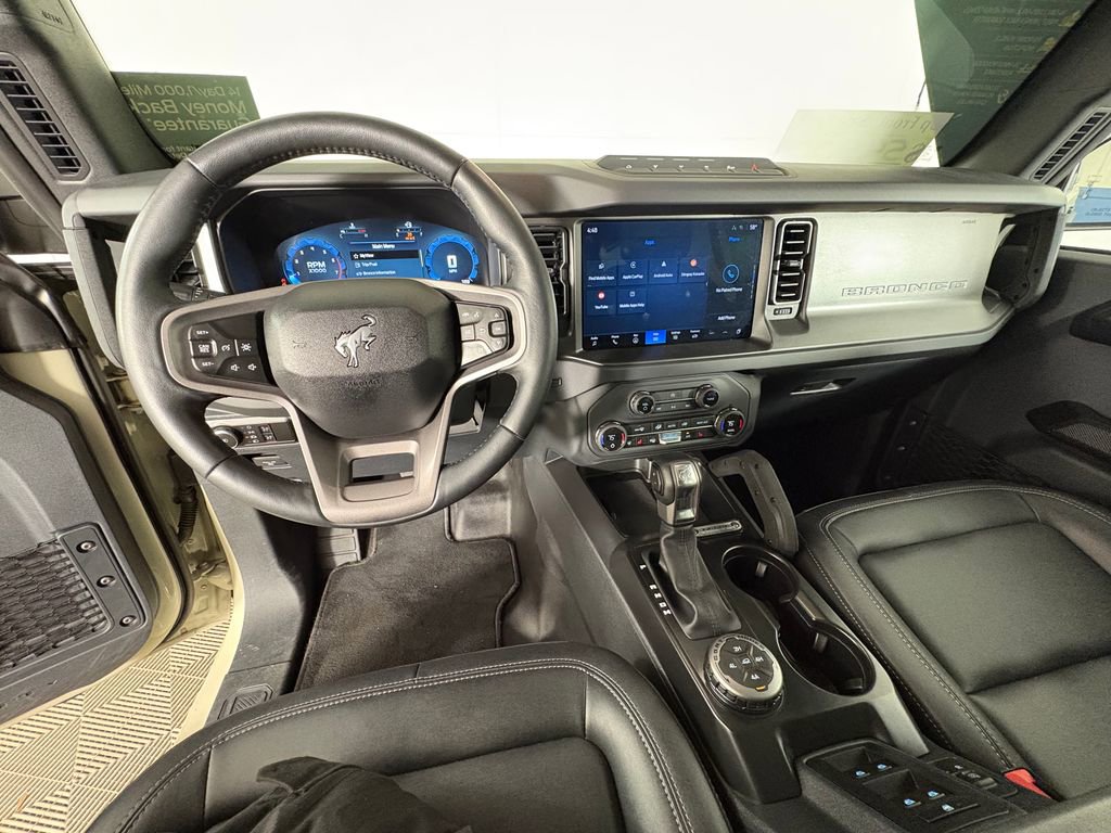 Certified 2025 Ford Bronco Badlands AWD/4WD image 8