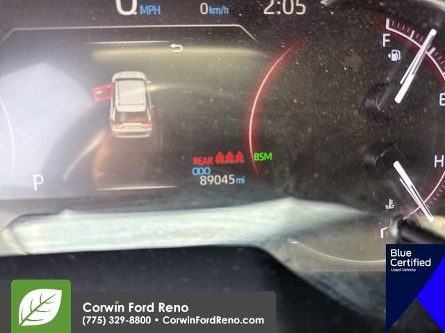 Used 2019 Toyota RAV4 Limited w/ Advanced Technology Package image 10