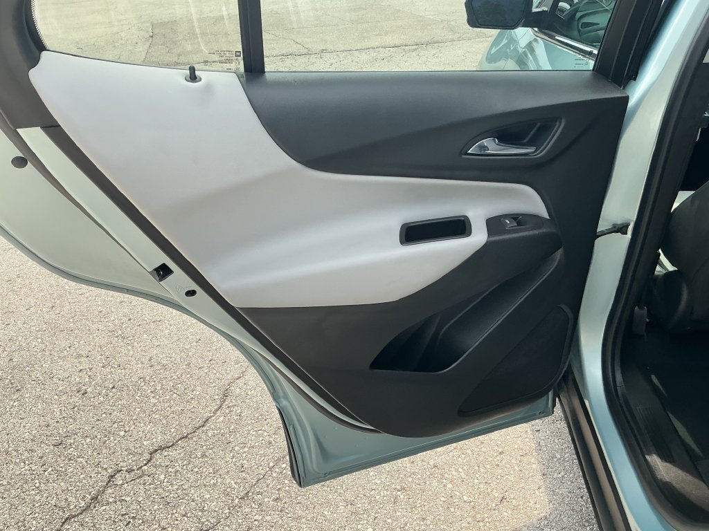 Used 2022 Chevrolet Equinox LT FWD image 14