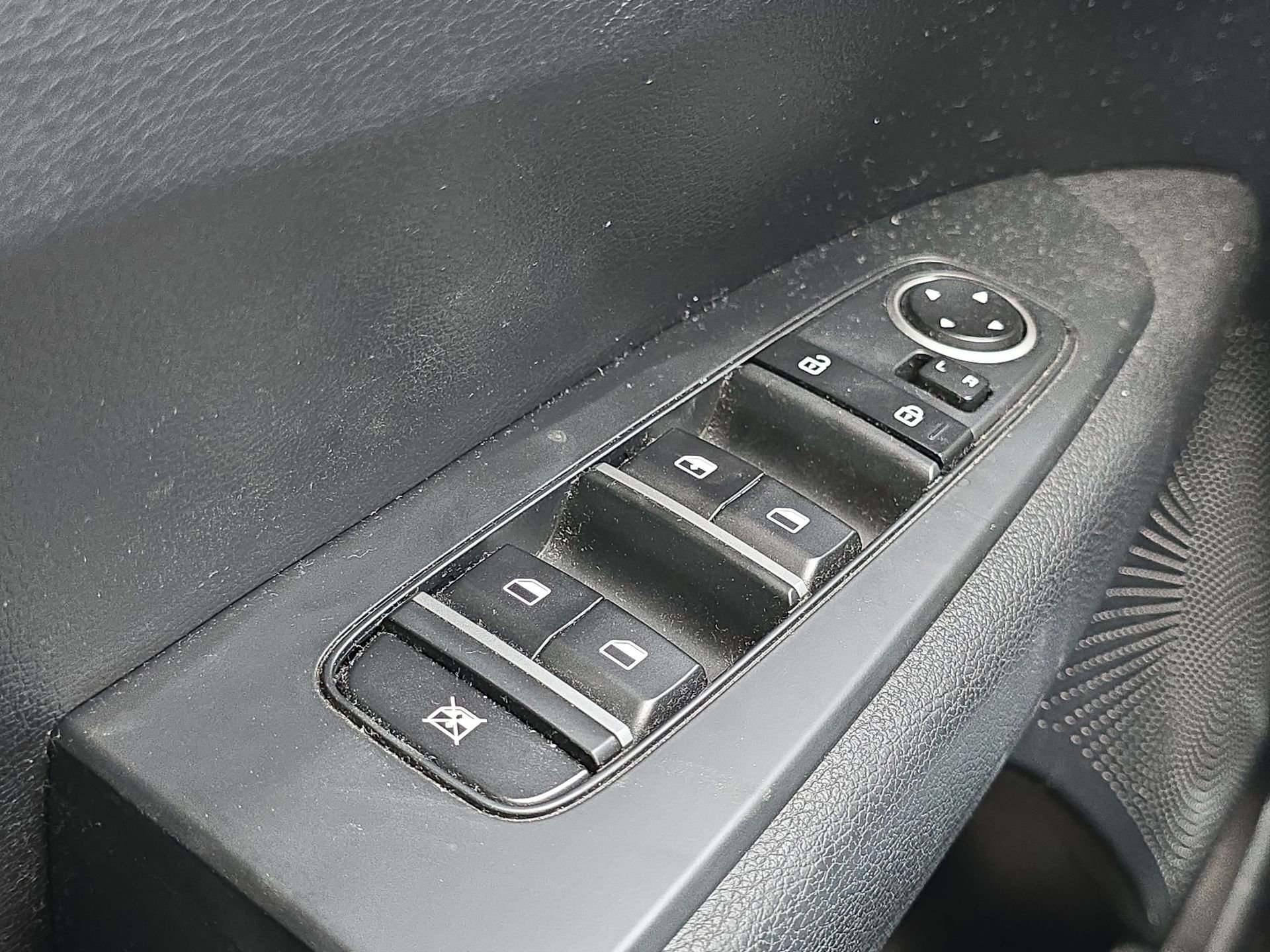 Used 2022 Kia Forte LXS w/ LXS Technology Package FWD image 12