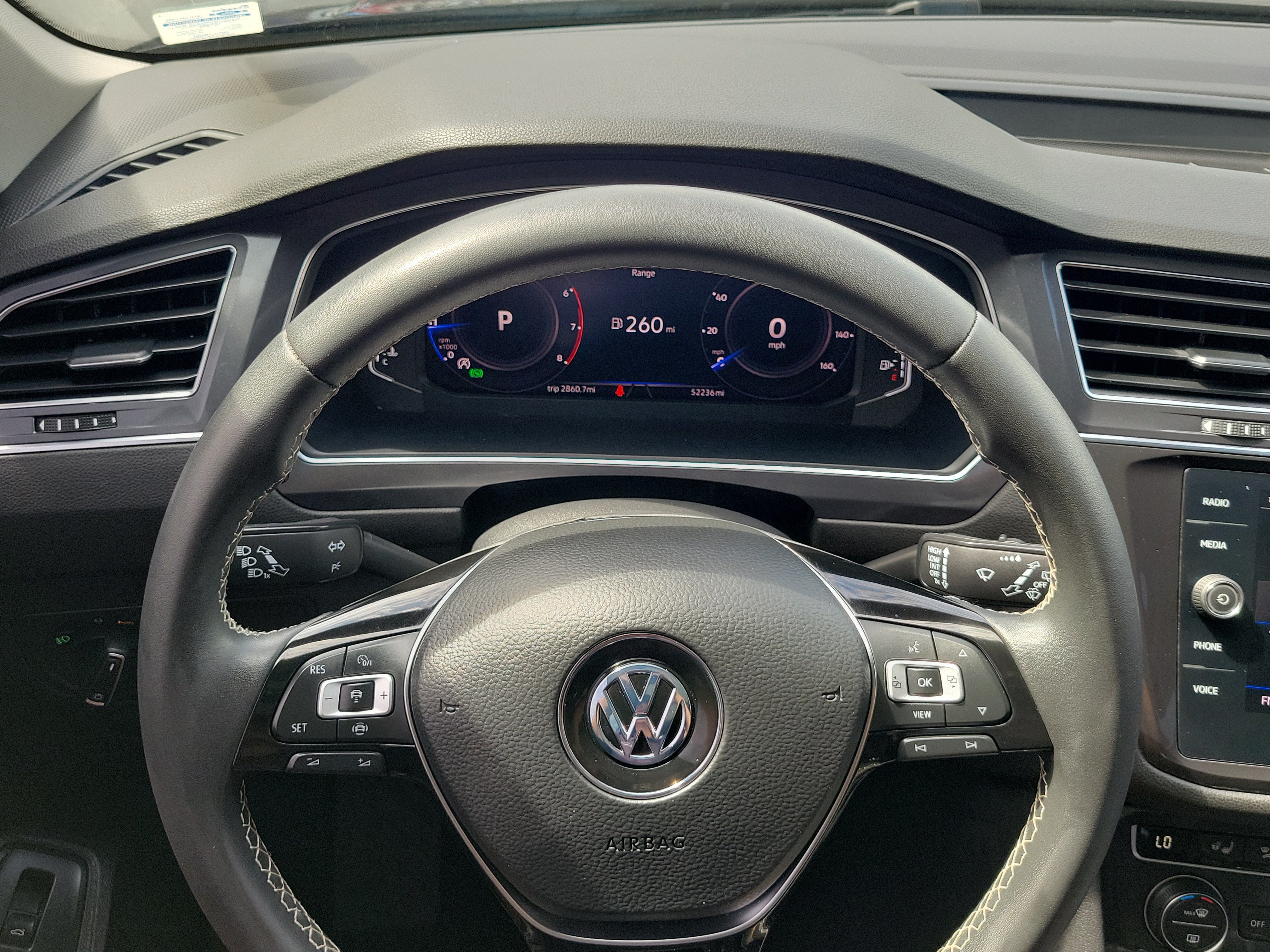 Used 2021 Volkswagen Tiguan SEL w/ 3rd Row Seat Package AWD/4WD image 23