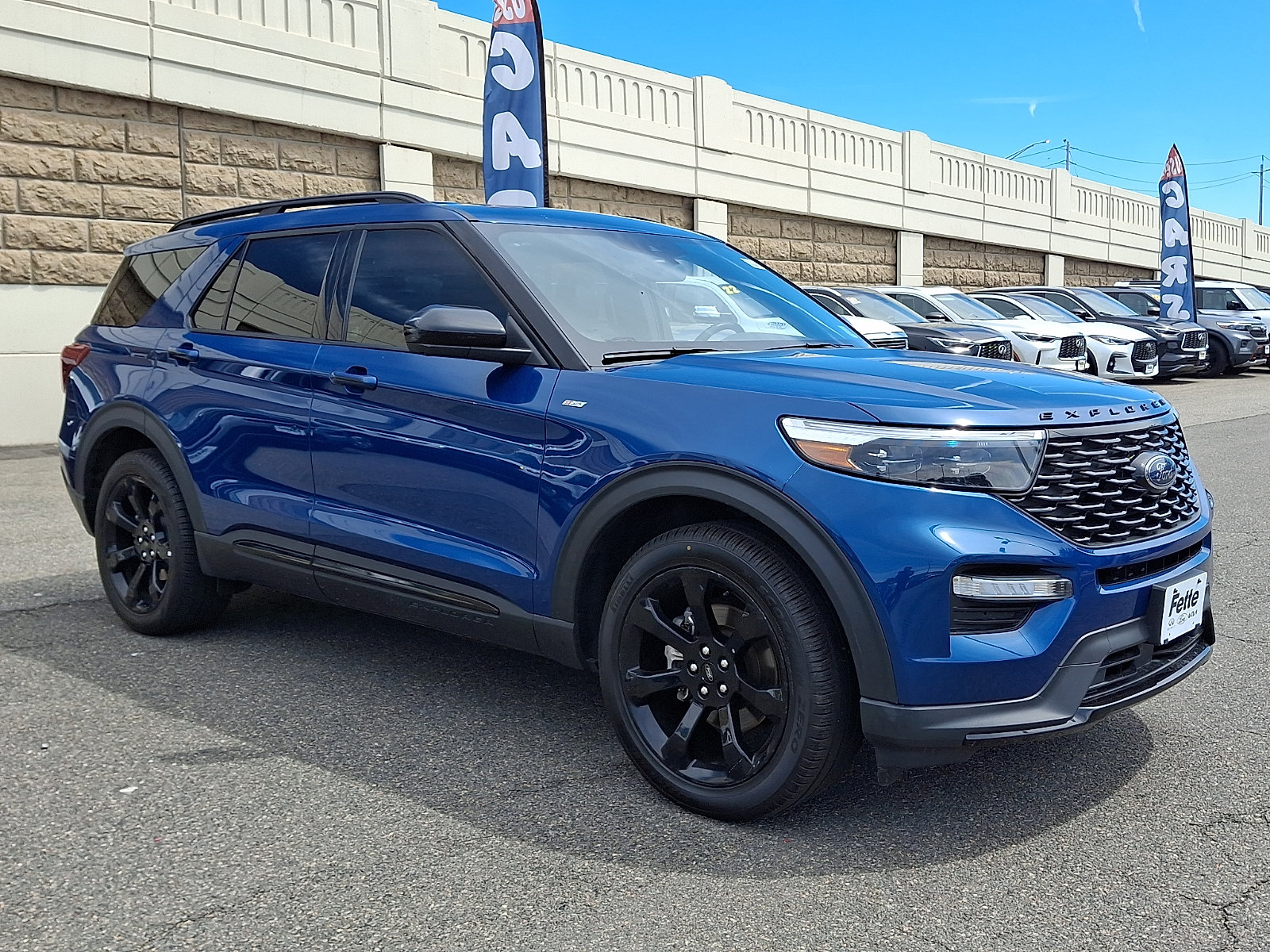 Certified 2023 Ford Explorer ST-Line w/ Class IV Trailer Tow Package AWD/4WD image 3