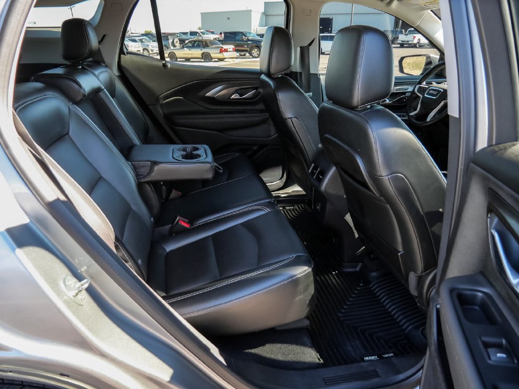 Used 2023 GMC Terrain SLT AWD/4WD image 20