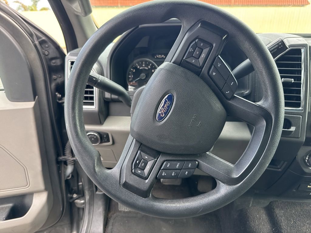 Certified 2017 Ford F150 XLT RWD image 8