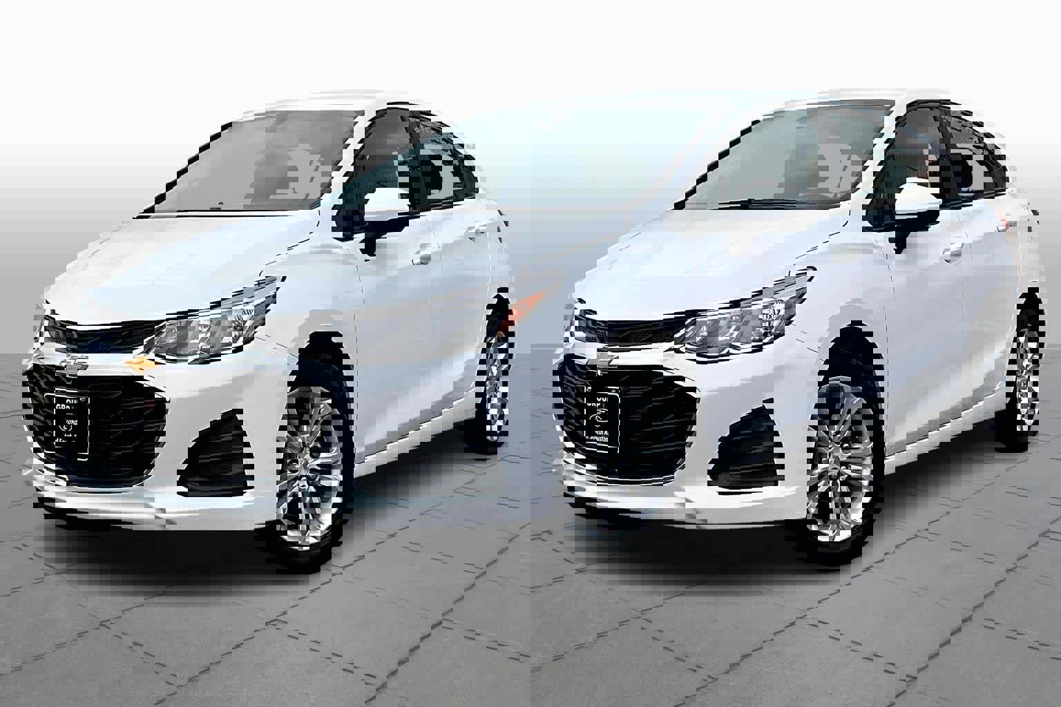 Used 2019 Chevrolet Cruze LS w/ LS Convenience Package image 2