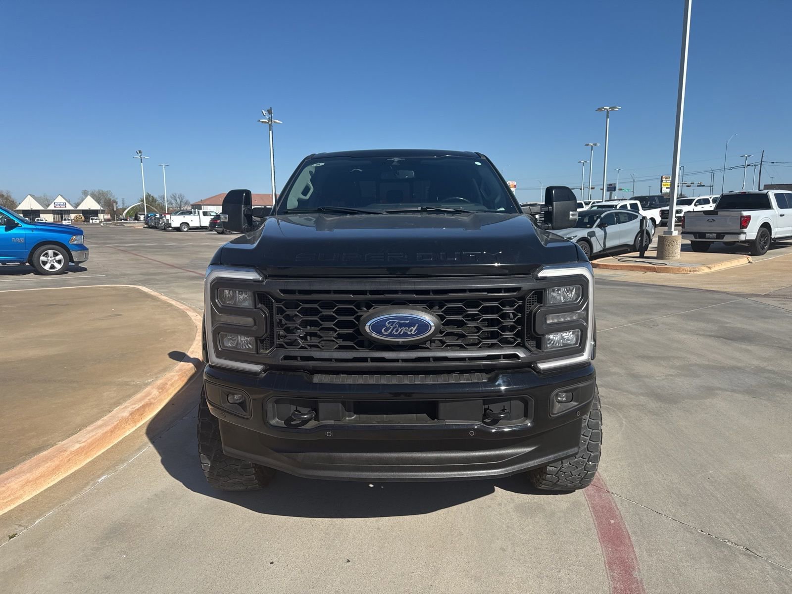 Certified 2023 Ford F250 Lariat w/ Lariat Ultimate Package image 3