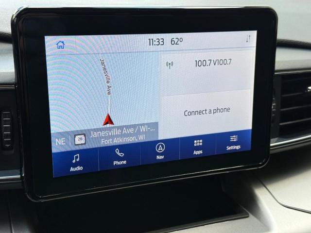 Certified 2022 Ford Explorer XLT w/ Equipment Group 202A AWD/4WD image 19