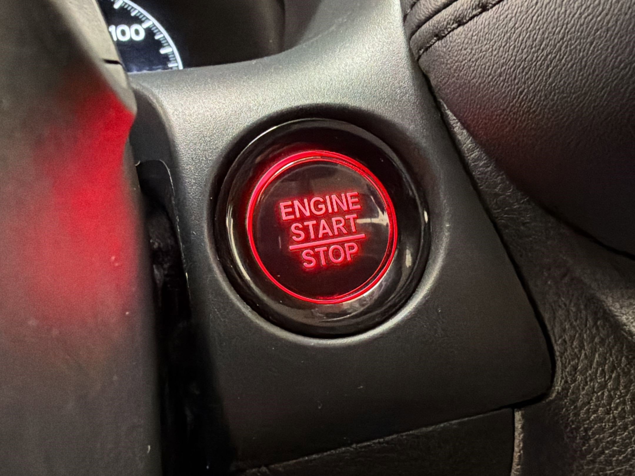 Used 2025 Honda HR-V LX image 25