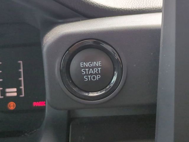Used 2024 Toyota Tacoma SR5 w/ SR5 Upgrade Package AWD/4WD image 27