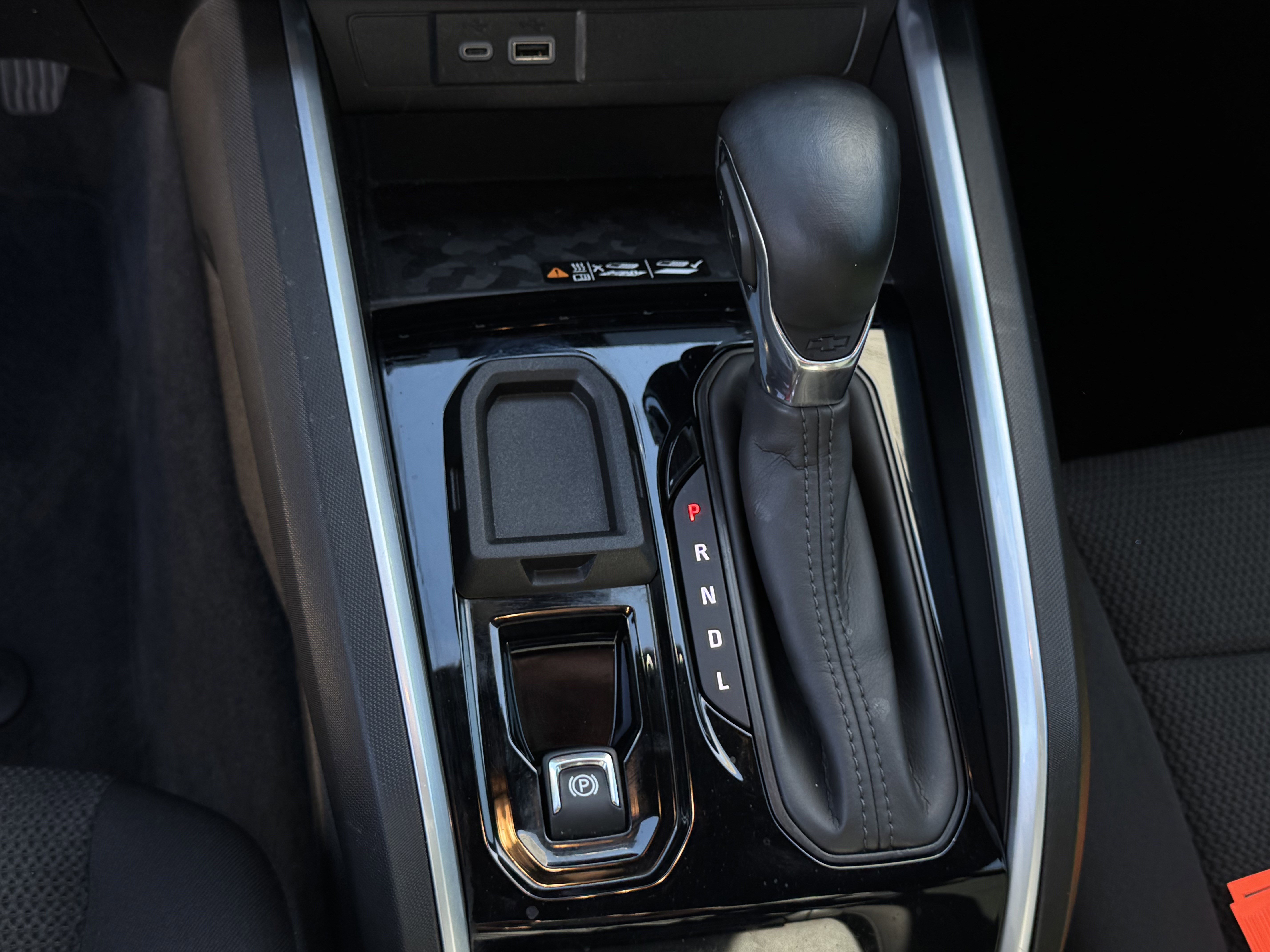 Used 2023 Chevrolet Colorado LT w/ LT Convenience Package II image 19