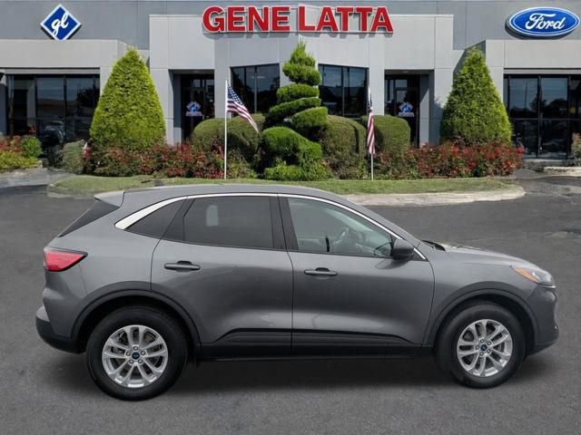 Certified 2022 Ford Escape SE w/ Cold Weather Package AWD/4WD image 9