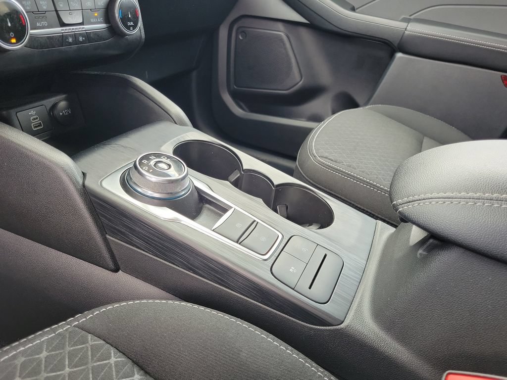 Certified 2025 Ford Escape Active AWD/4WD image 29