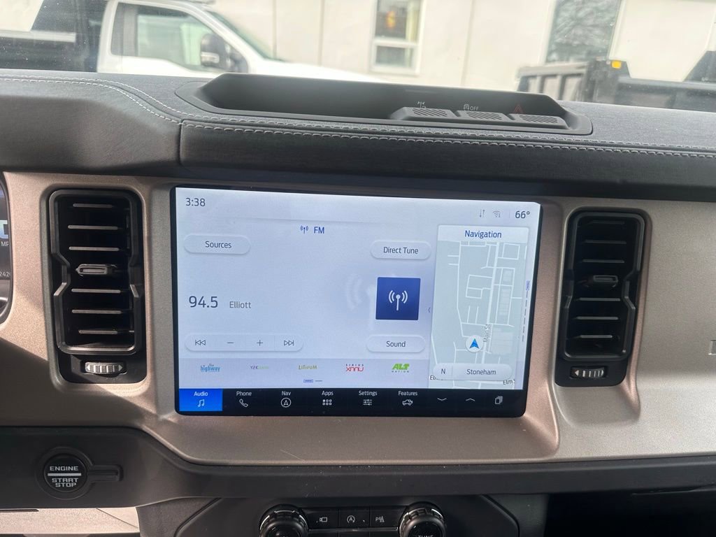 Certified 2025 Ford Bronco Outer Banks AWD/4WD image 15