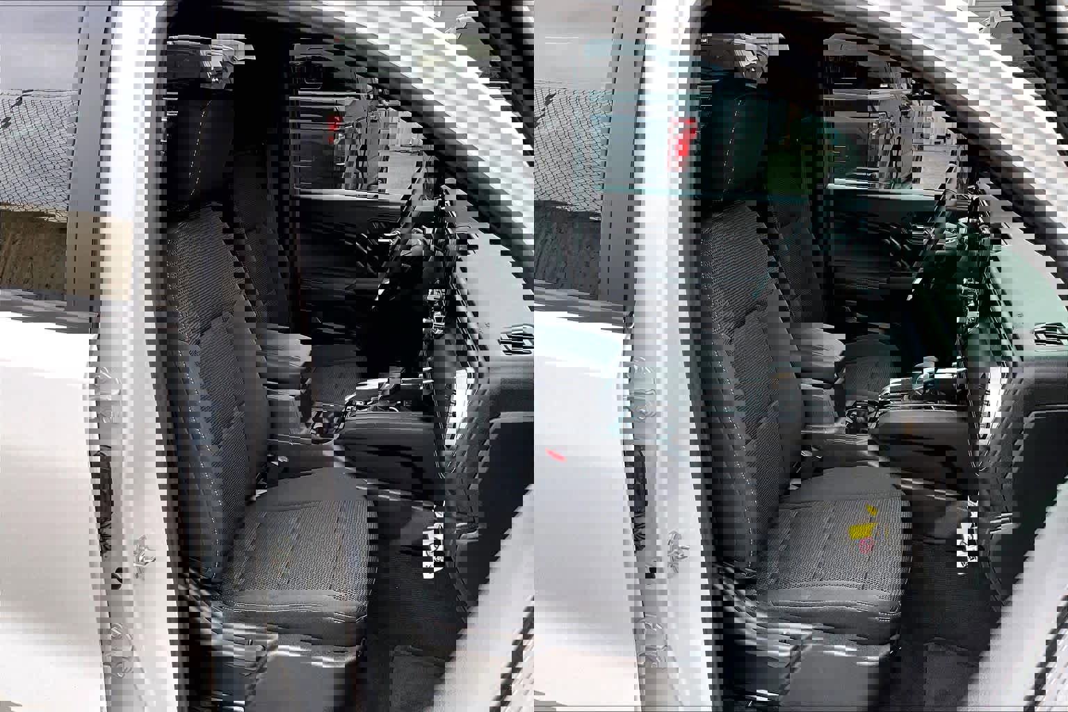 Used 2024 Chevrolet Colorado LT w/ LT Convenience Package image 14