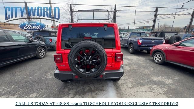 Used 2025 Jeep Wrangler Sahara 4xe image 4