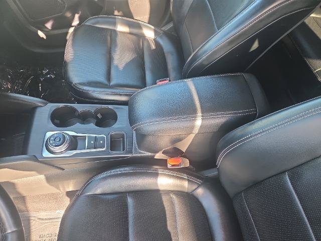 Certified 2024 Ford Escape Platinum AWD/4WD image 24