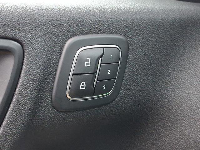 Certified 2022 Ford Escape Titanium w/ Titanium Elite Package image 28