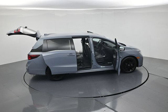 Used 2025 Honda Odyssey Sport-L image 49