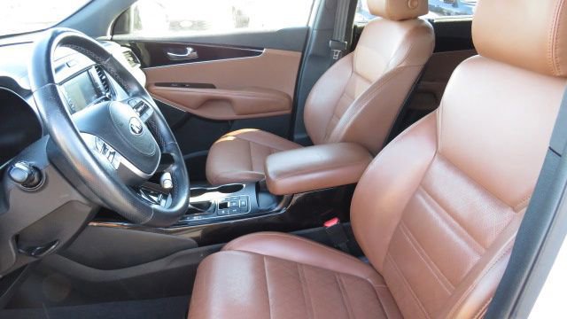 Used 2019 Kia Sorento SX image 10