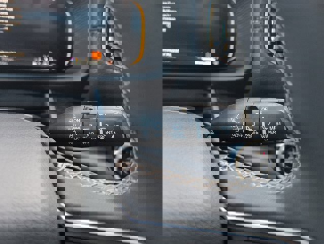 Used 2024 Jeep Wagoneer L Series II image 28