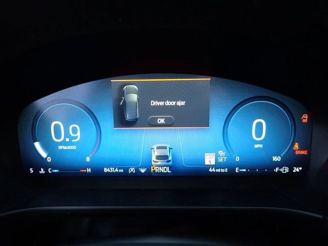 Certified 2024 Ford Escape Platinum w/ Premium Technology Package image 29