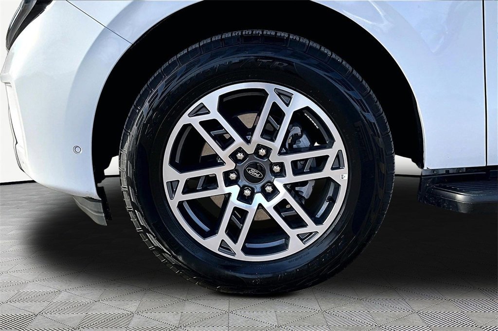 Certified 2025 Ford Expedition Max Active image 11