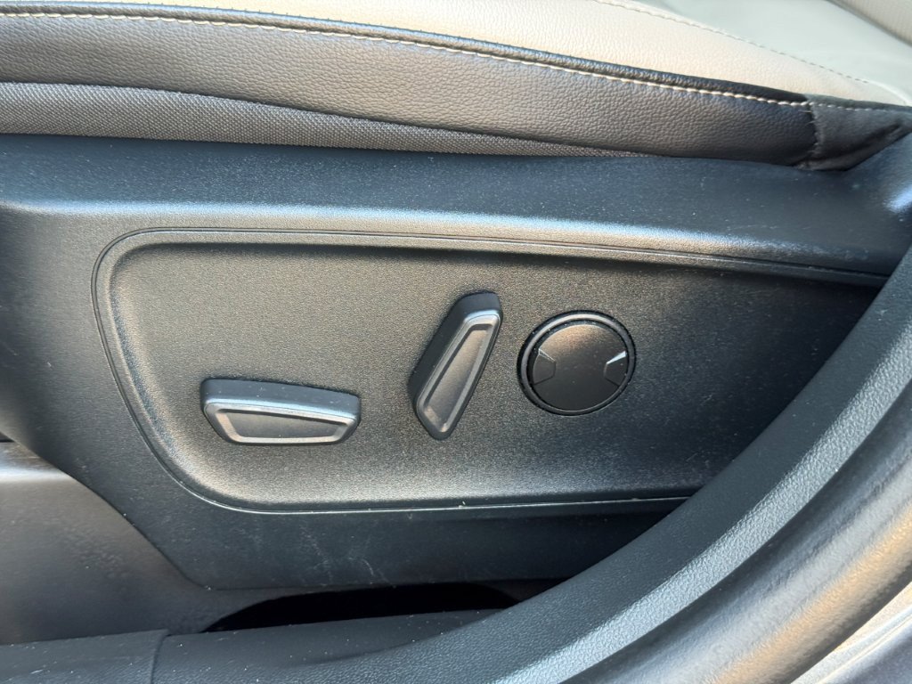 Certified 2021 Ford Escape SEL AWD/4WD image 14