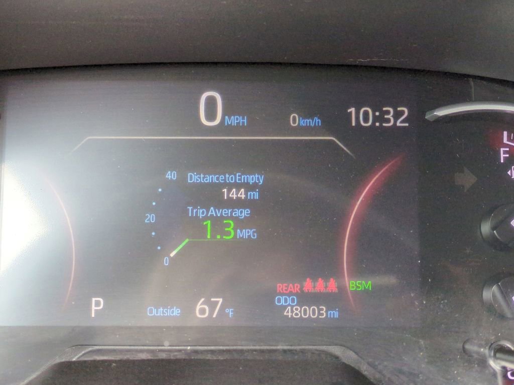 Used 2024 Toyota RAV4 XLE image 30