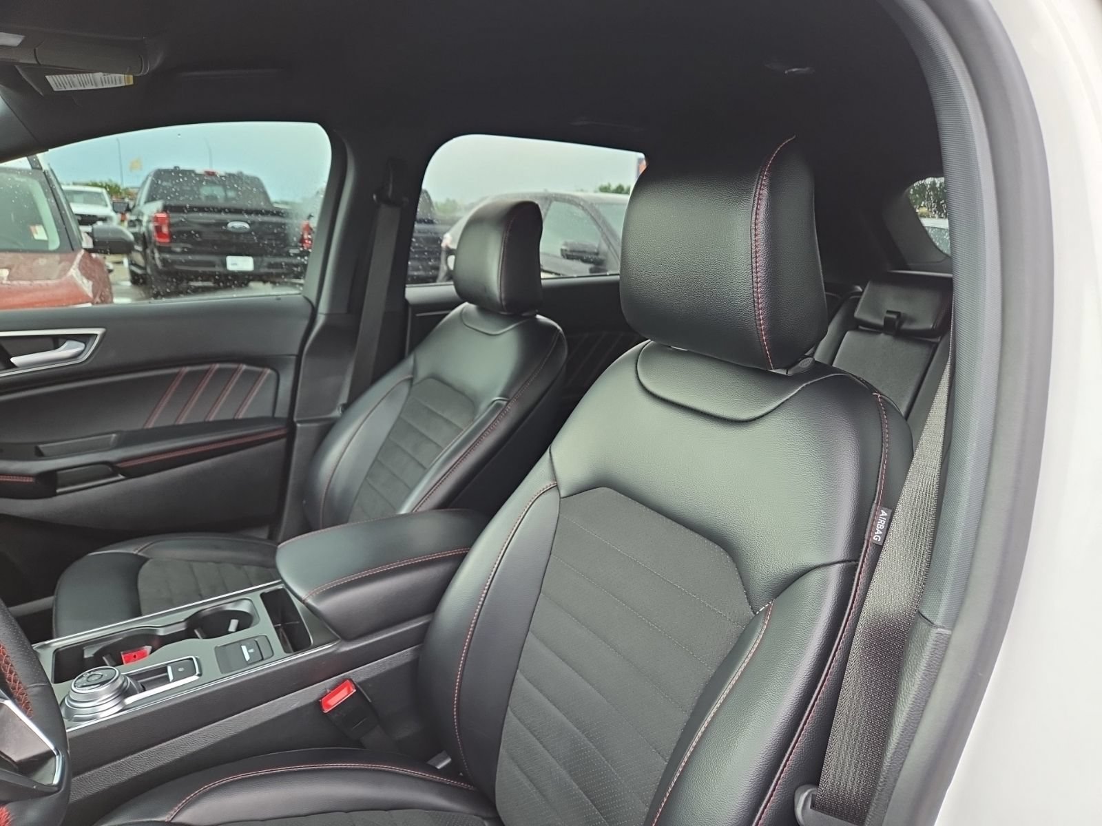 Certified 2024 Ford Edge ST-Line AWD/4WD image 23