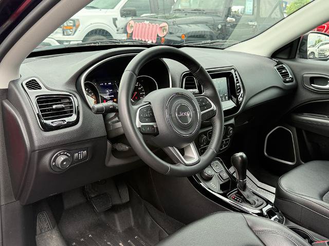 Used 2019 Jeep Compass Latitude AWD/4WD image 13