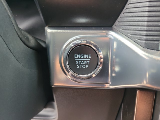 Certified 2025 Ford F150 King Ranch AWD/4WD image 19