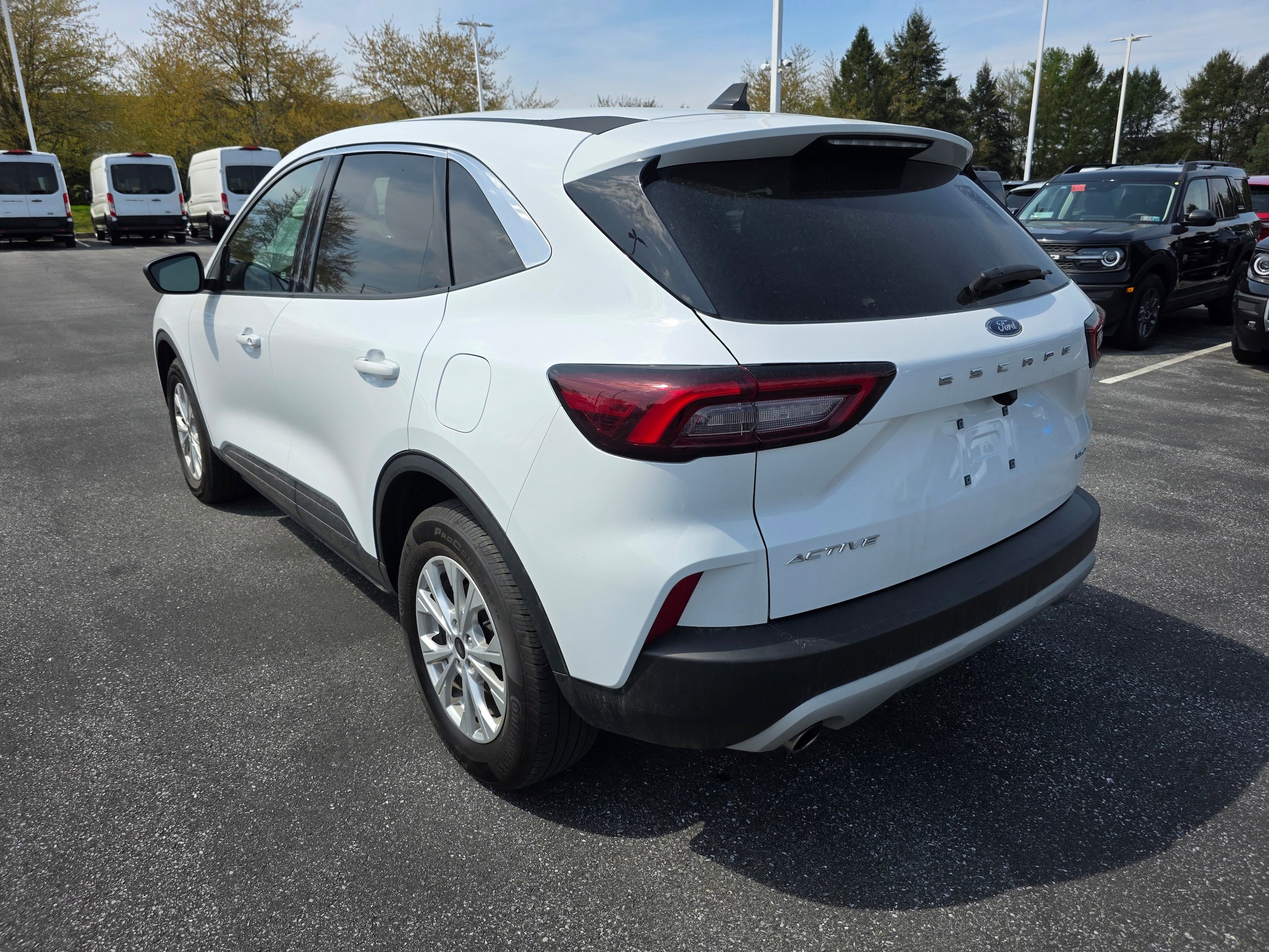 Certified 2024 Ford Escape Active AWD/4WD image 3