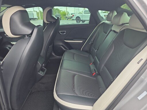 Used 2025 Kia K4 EX w/ GT-Line Premium Package FWD image 12