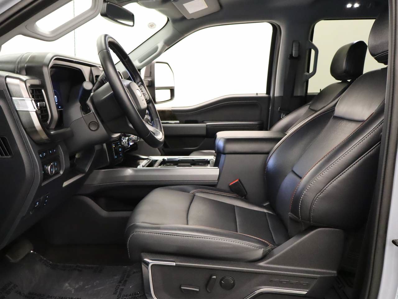 Certified 2024 Ford F250 Lariat w/ Sport Appearance Package AWD/4WD image 17
