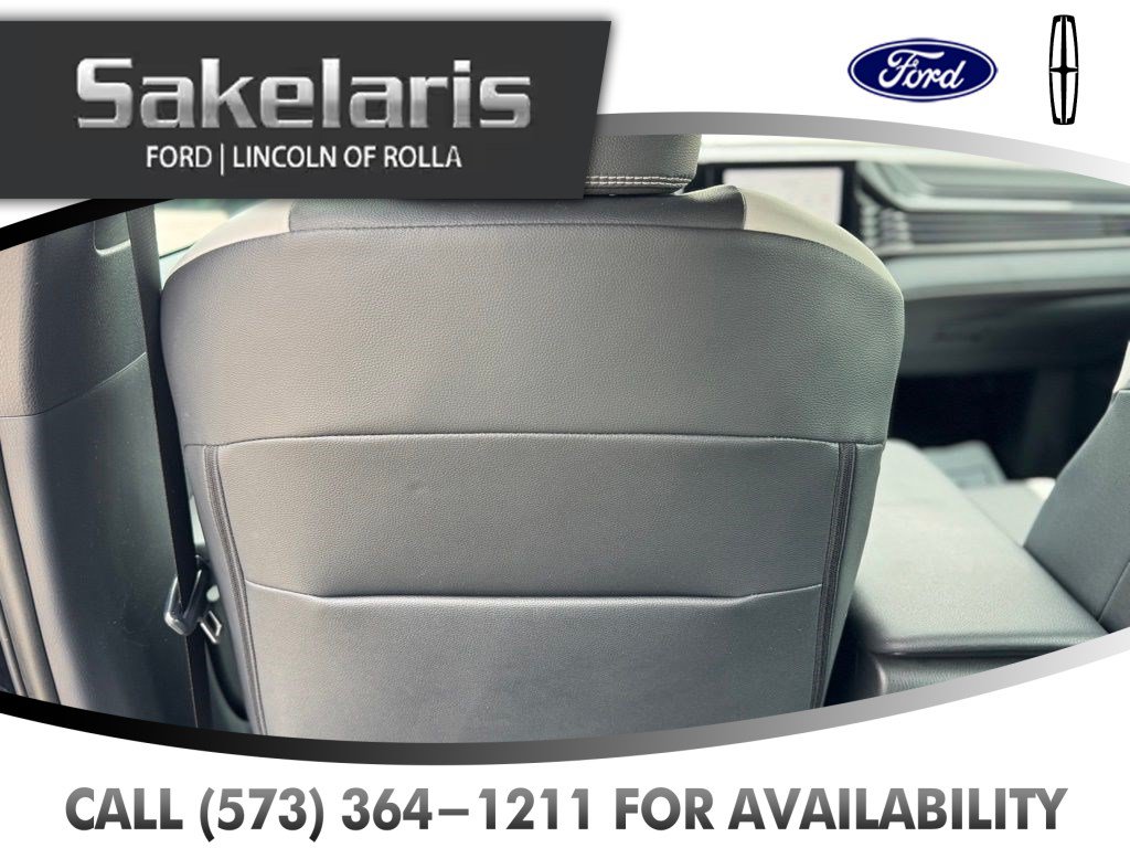 Used 2025 Toyota Camry SE FWD image 33