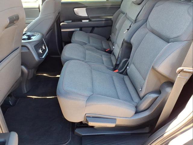 Certified 2025 Ford Expedition Active image 17