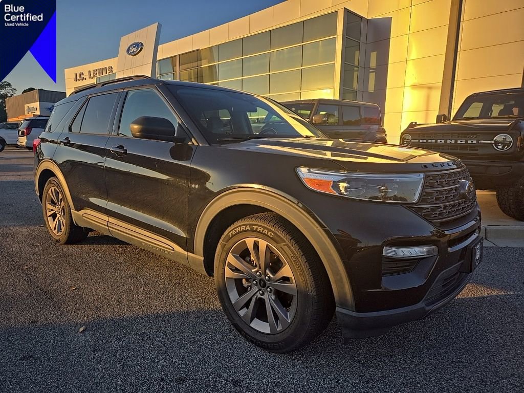 Certified 2021 Ford Explorer XLT w/ Equipment Group 202A