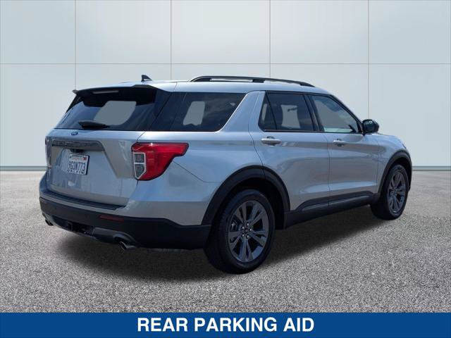 Certified 2023 Ford Explorer XLT w/ Equipment Group 202A RWD image 5