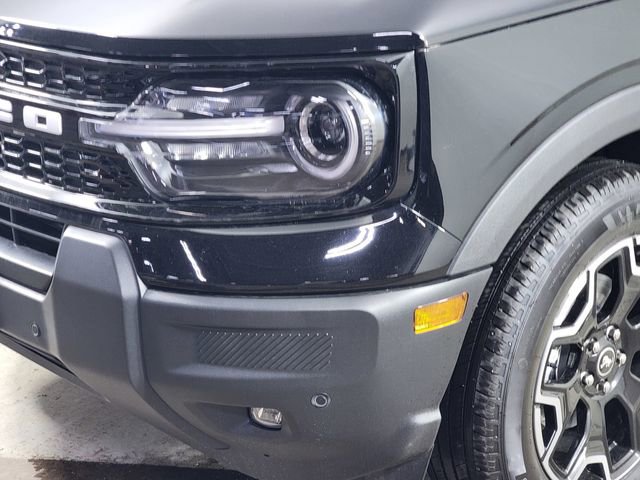 Certified 2025 Ford Bronco Sport Outer Banks w/ Outer Banks Tech Package+ AWD/4WD image 9